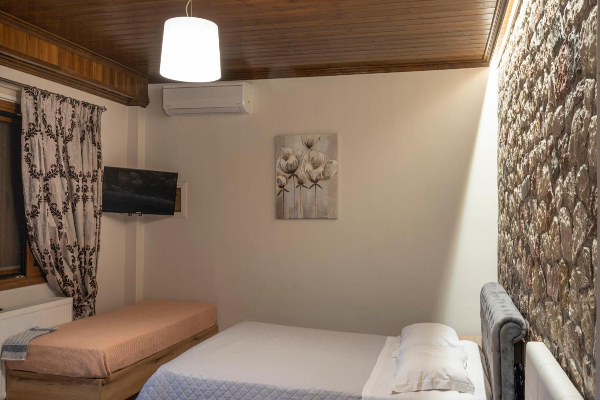 Liontos Rooms Pramanta Exteriér fotografie